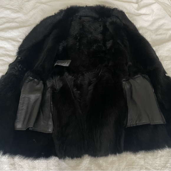 Prada Black 100% Lamb Shearling Sheep Fur Coat in Small US 4 IT 40 Authentic - Picture 7 of 15